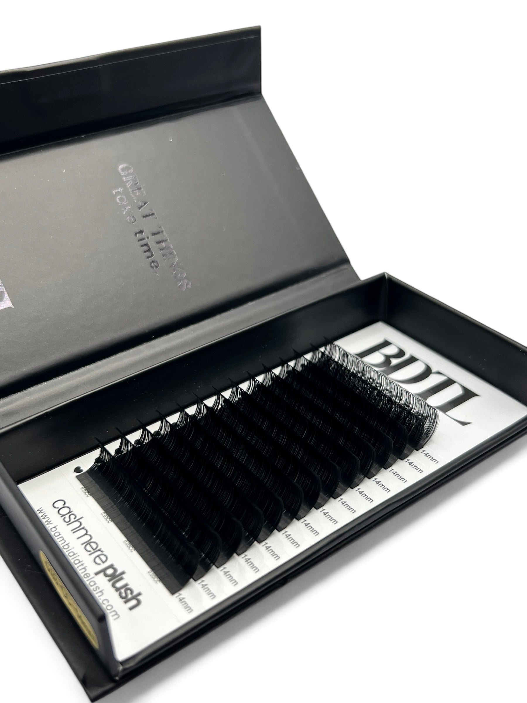 lash trays