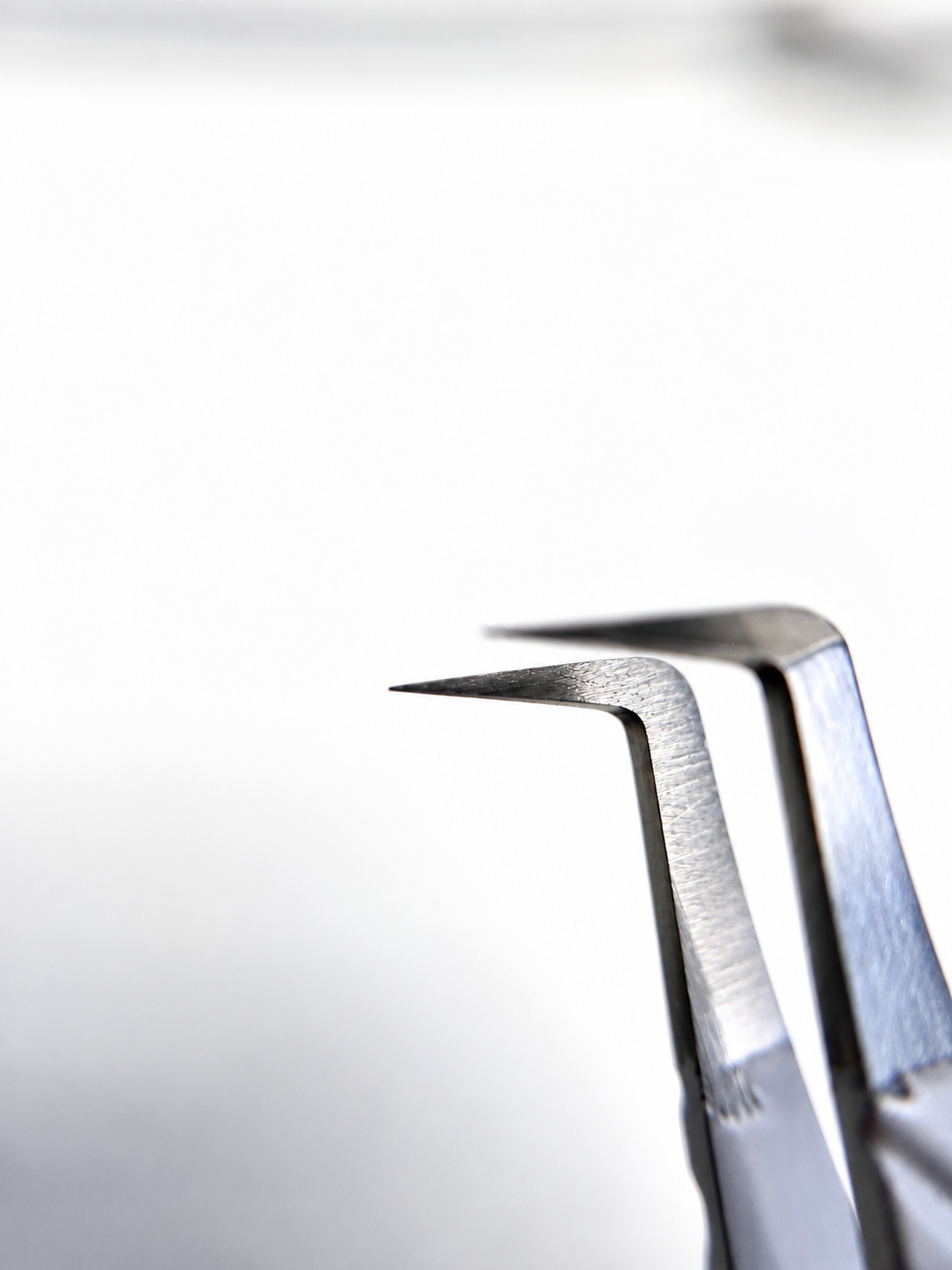 VVS - 90 degree volume tweezer